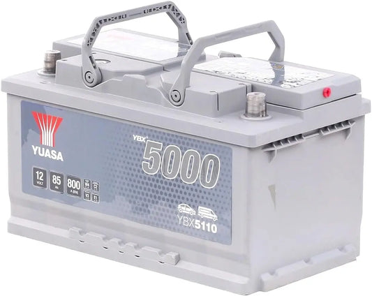 Yuasa YBX5110 Bater¨ªa de coche plateado 12V 85Ah 800A, Autom¨®vil de turismo